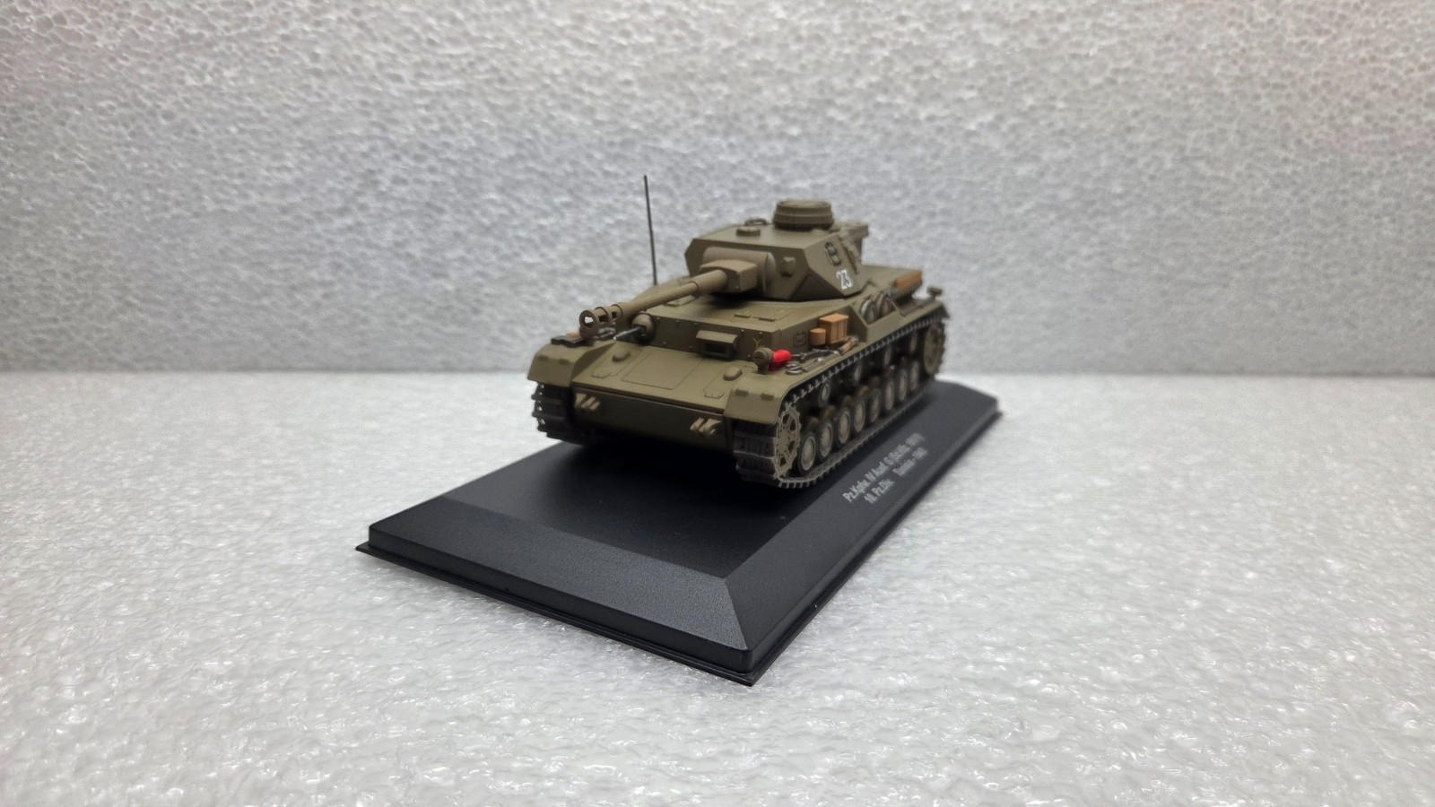 Pz. Kpfw IV Ausf. G Sd.Kfz.161/1 Tunisia 1943 German WWII Tank 1/43