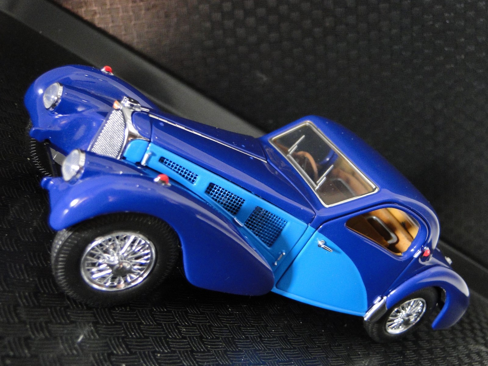 Bugatti Custom Built Concept Model 1 Hot Rod 12 Race Car 24 18