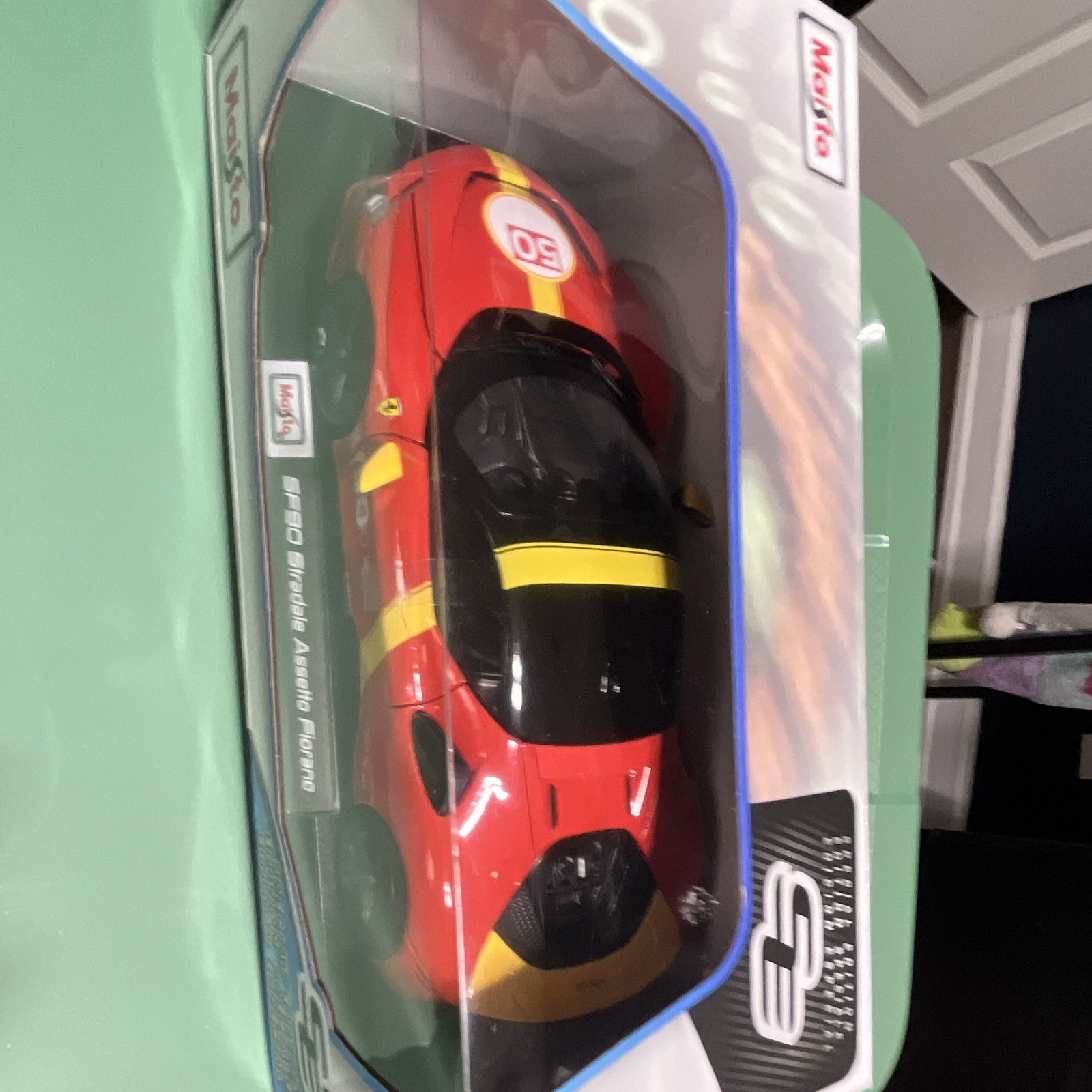 Maisto Ferrari SF90 Stradale Assetto Fiorano 1:18 Red Unopened Box
