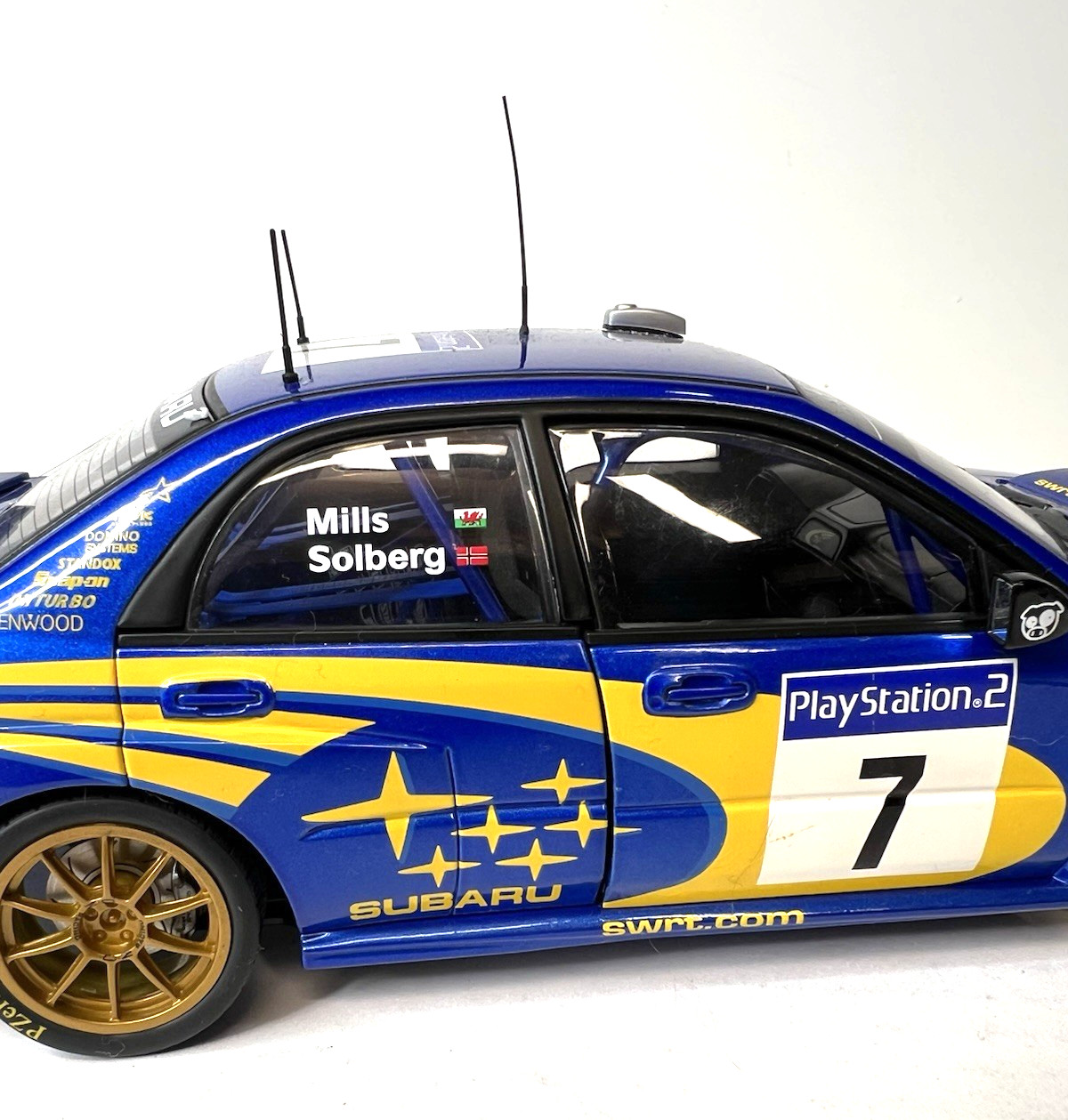 AutoArt Subaru Impreza WRX 1/18 Diecast Rally Car #7 Solberg Mills Case Display