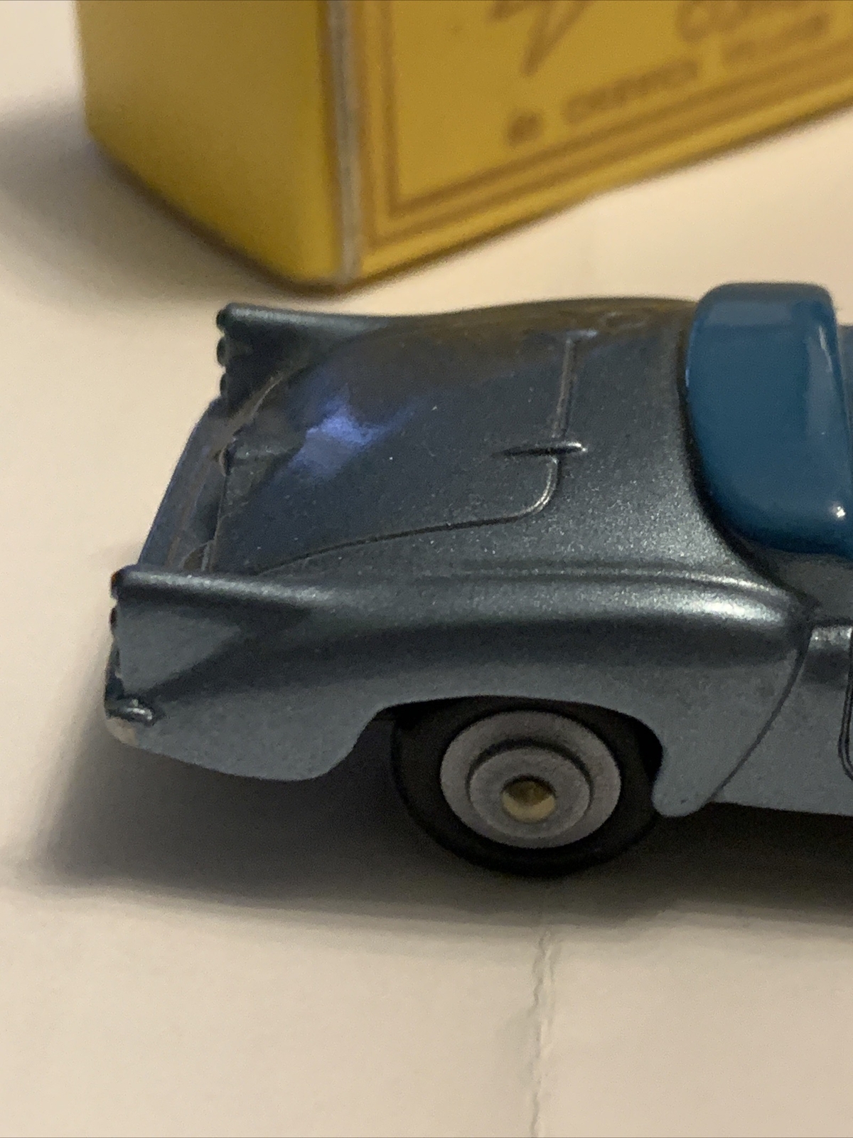 ODGI TOYS OF YESTERDAY 907 CAR MODEL: DAIMLER CONQUEST IN BLUE