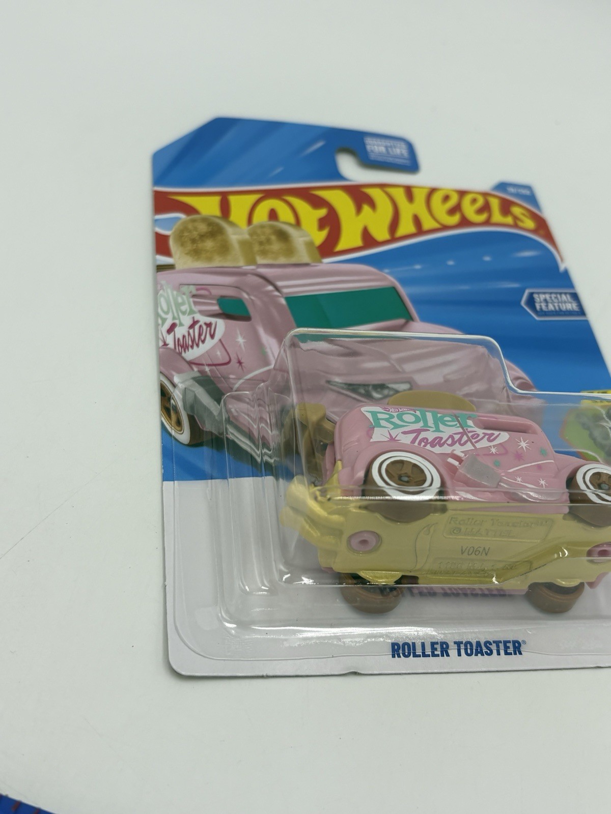 Lot of Two 2026 Hot Wheels Pink Roller Toaster Exerimotors Series 3/5 Cars
