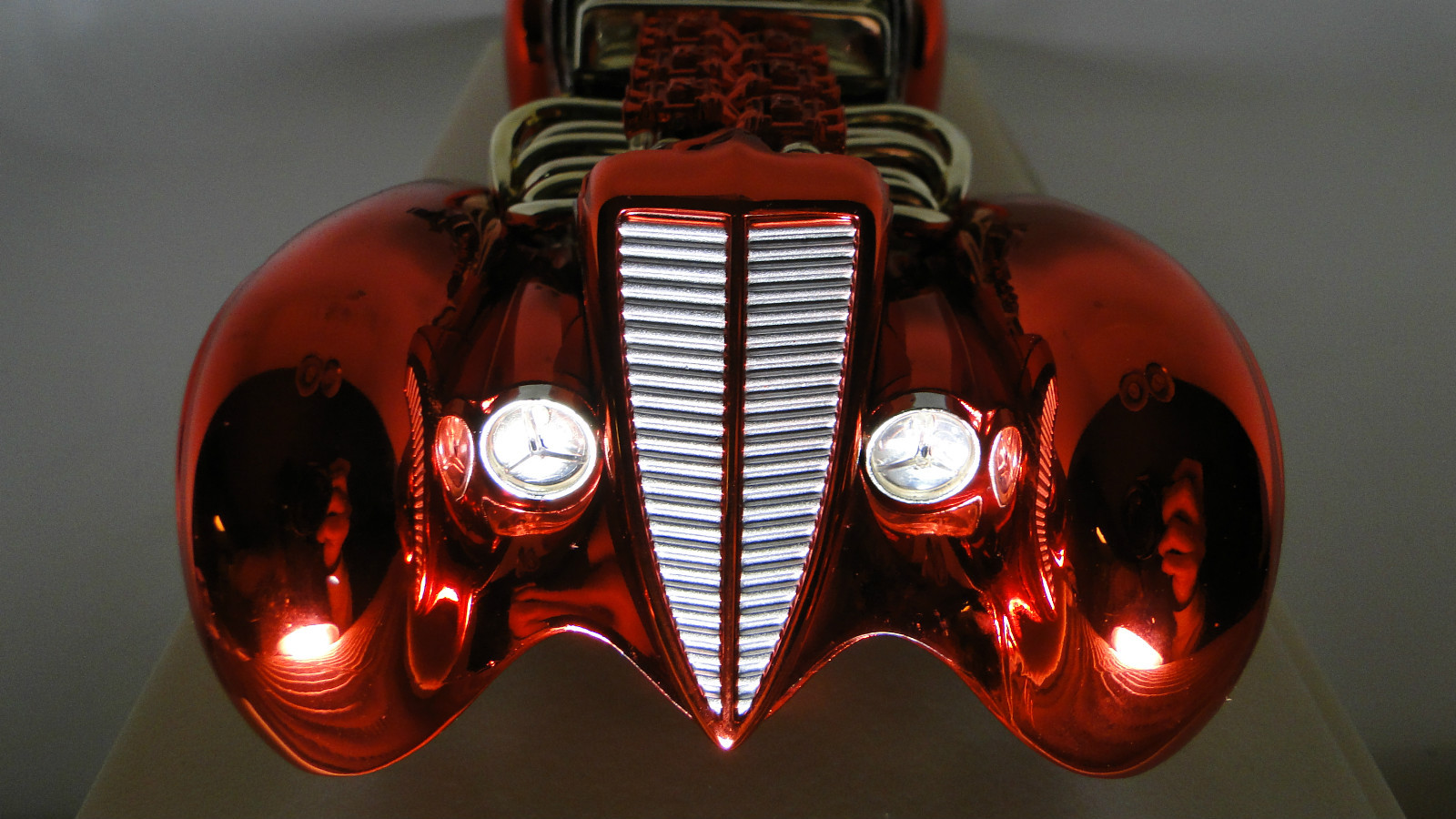 Hot Rod Classic Custom Built Concept 1 Model 12 Race Car 24 18