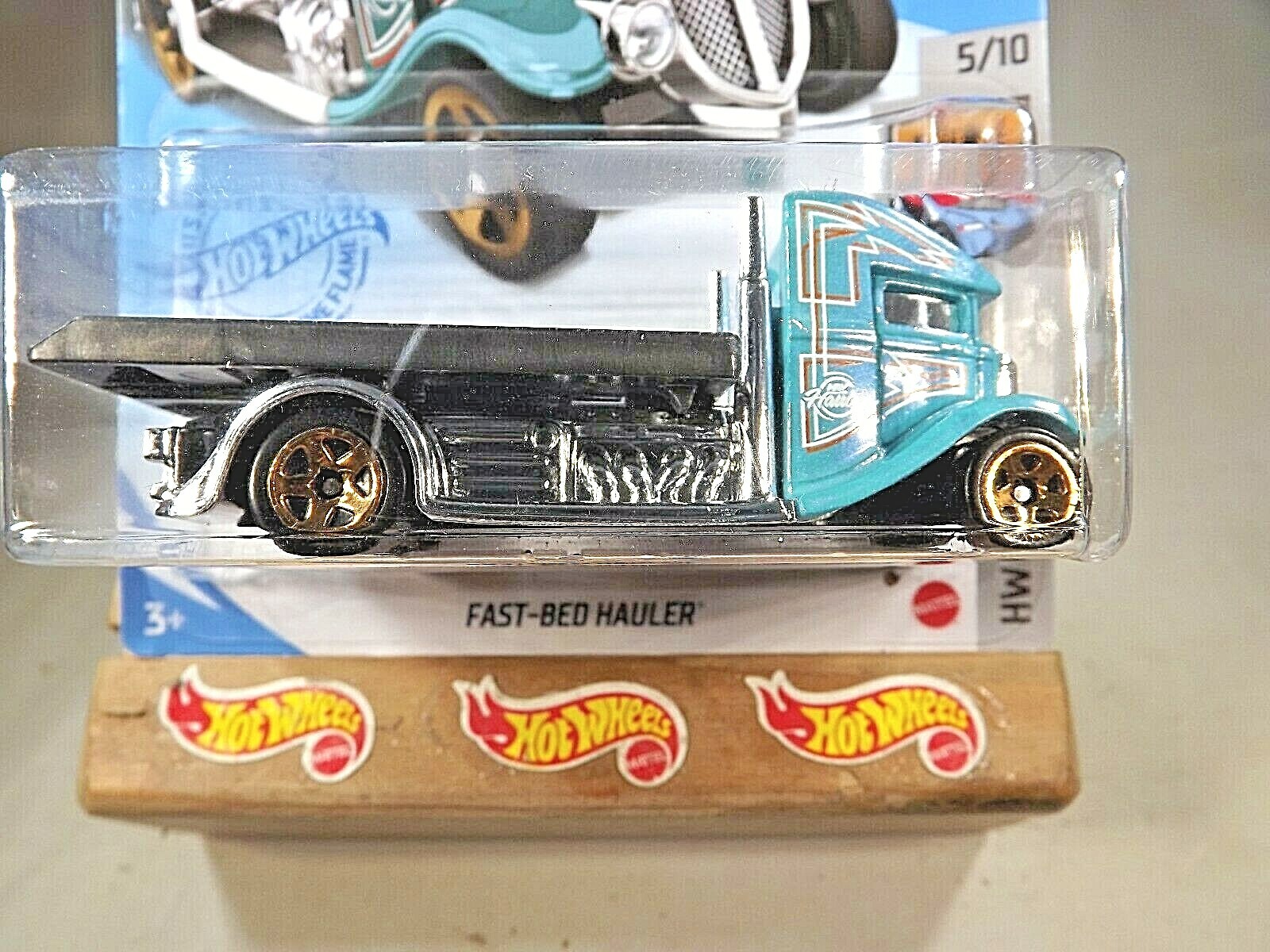 2021 Hot Wheels #83 HW Metro 5/10 FAST-BED HAULER Aqua w/Gold 5 Spoke Wheels