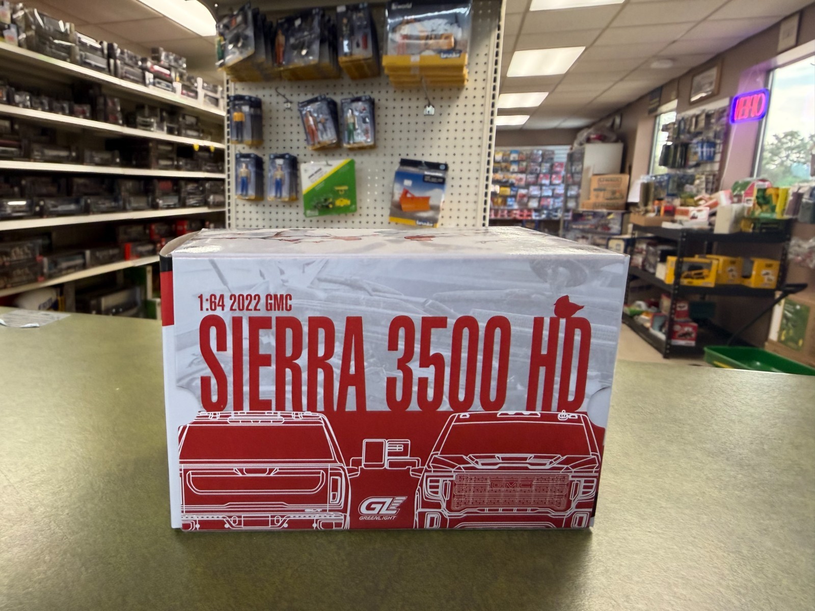 CHROME CHASE 2022 GMC SIERRA 3500 HD PICKUP “INDIANA CARDINALS” 1/64