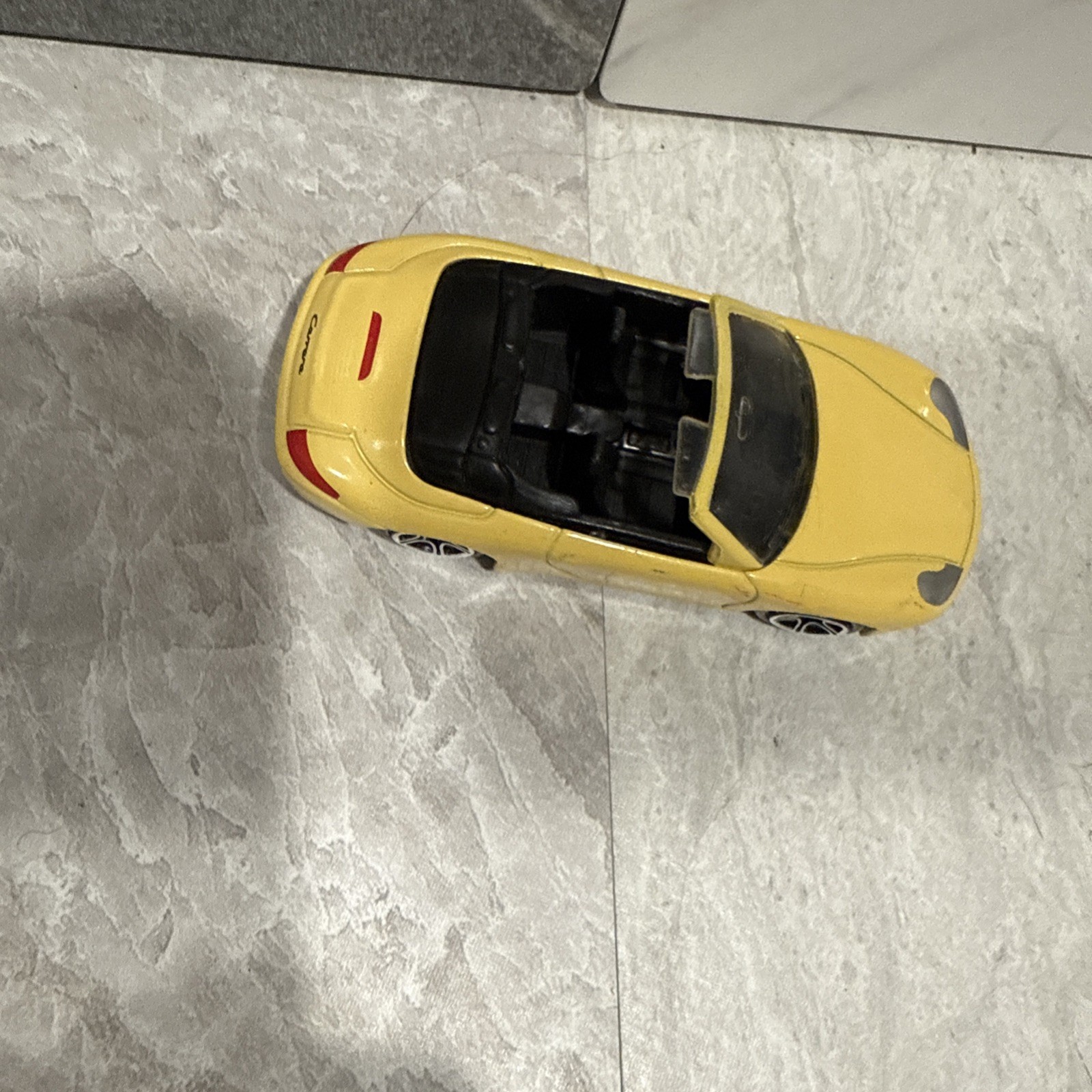 🔥🚘1998 Porsche 911 Carrera Cabriolet Collectable 1/64 YELLOW MY PC AS A KID