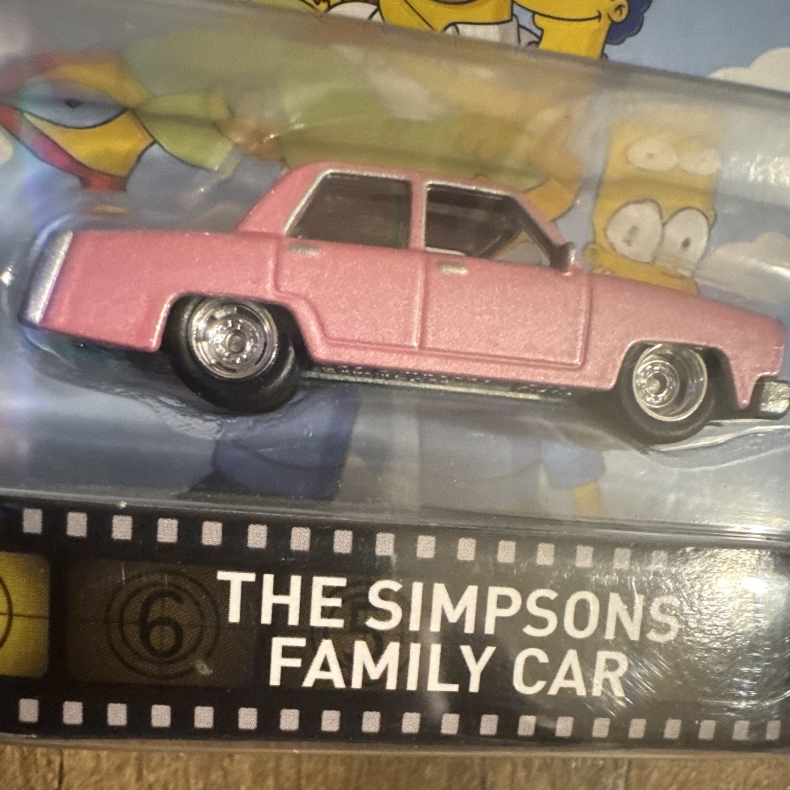 Hot Wheels Entertainment The Simpsons Family Car Pink Diecast 1:64 Unopened