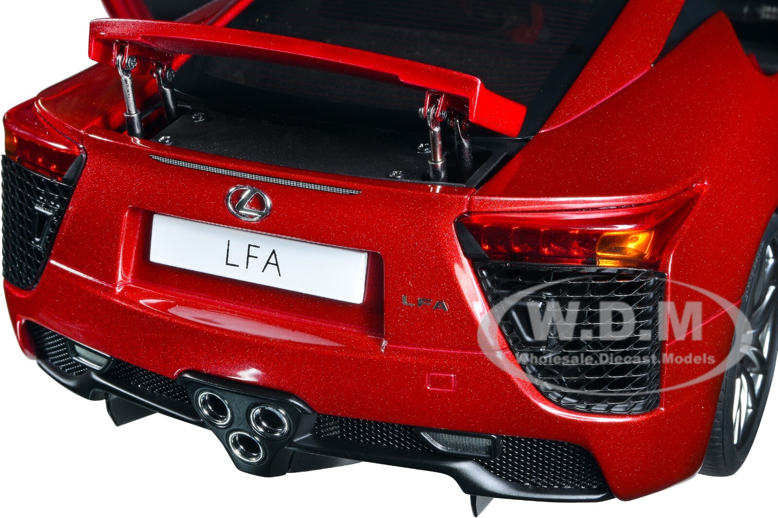 LEXUS LFA PEARL RED METALLIC 1/18 MODEL CAR BY AUTOART 78853