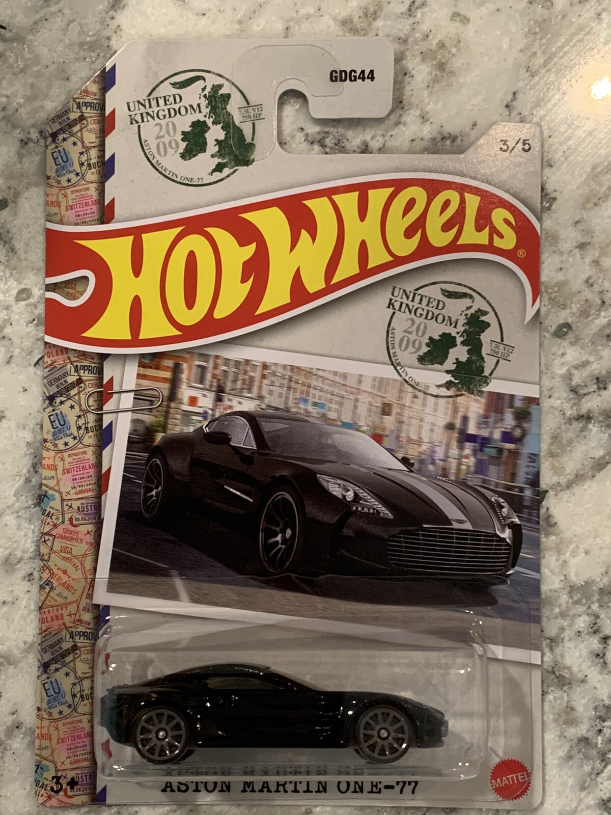 Aston Martin One-77 /United Kingdom / World Class Racers / Hot Wheels 2022