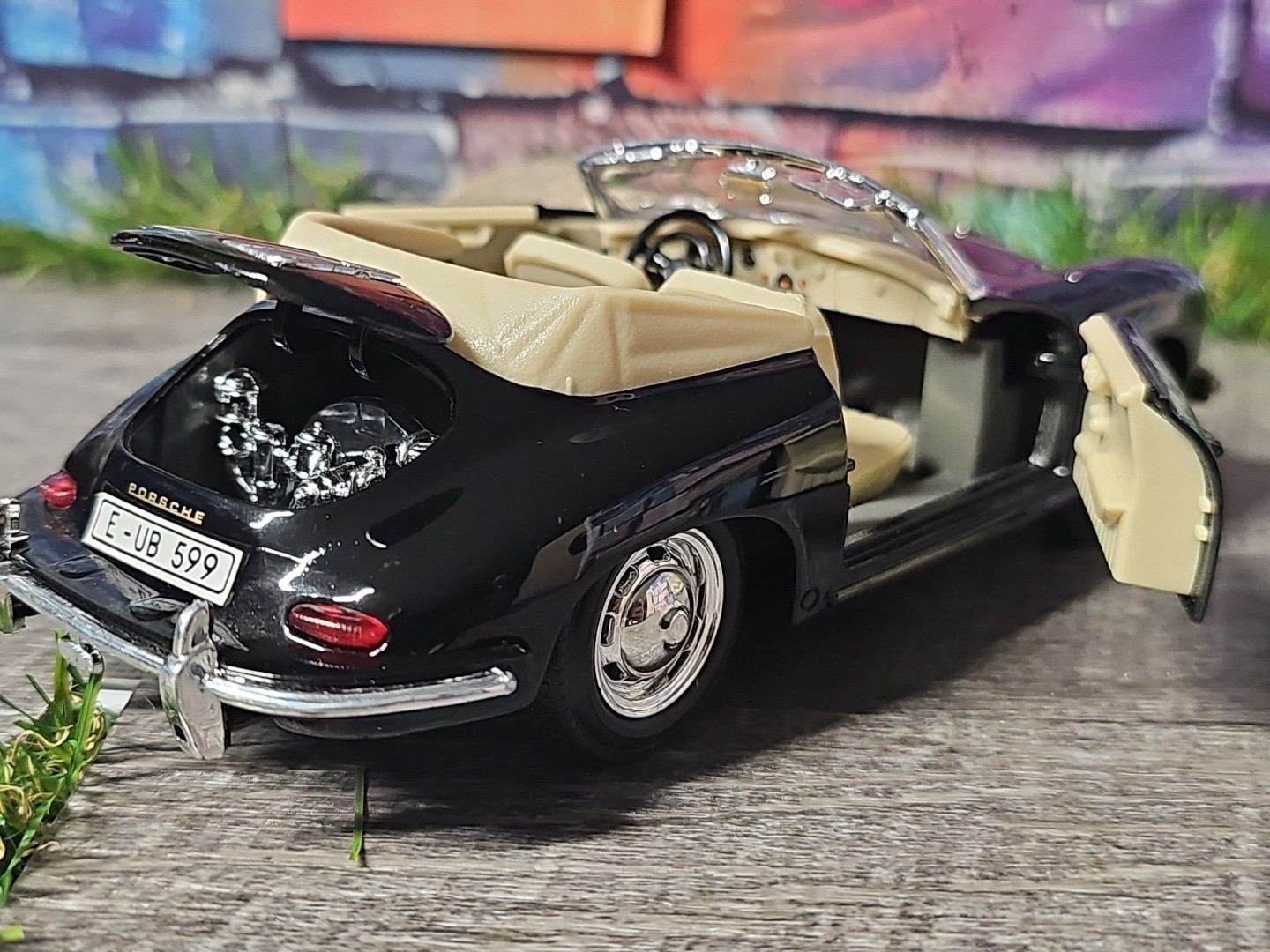 Vntg 2004 Welly 1961 Porsche 356B Cabriolet Black 1:24 Scale Diecast Car NO BOX