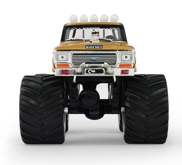 Greenlight 88061 Bigfoot #1 50th Gold 1979 Ford F-250 Monster Truck 1:43 Scale