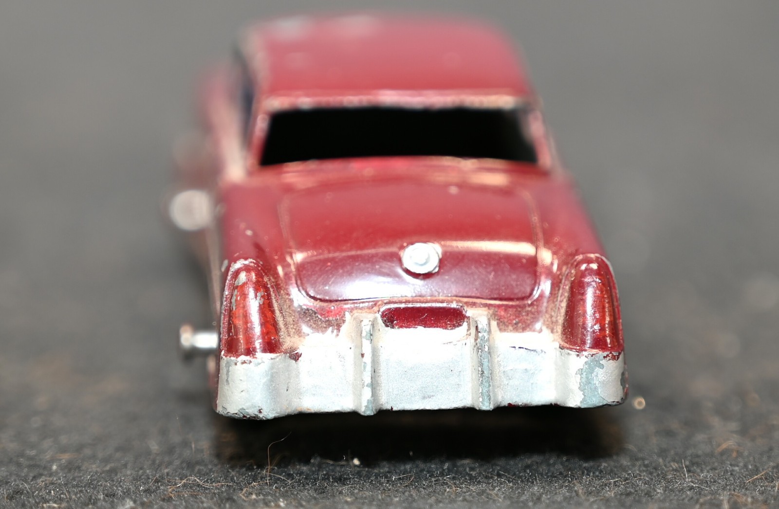 Vintage Tootsietoy 1951 Kaiser Frazer 4 Door Sedan 4.25″ Diecast Metal Maroon US