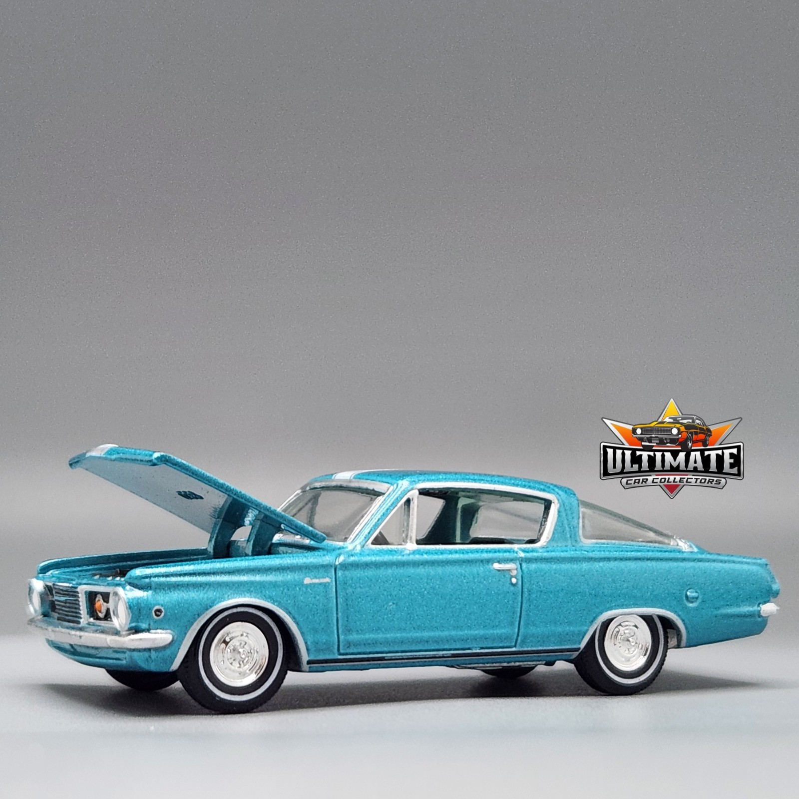 1965 Plymouth Barracuda Formula S Collectible 1/64 Scale Diecast Collector Car