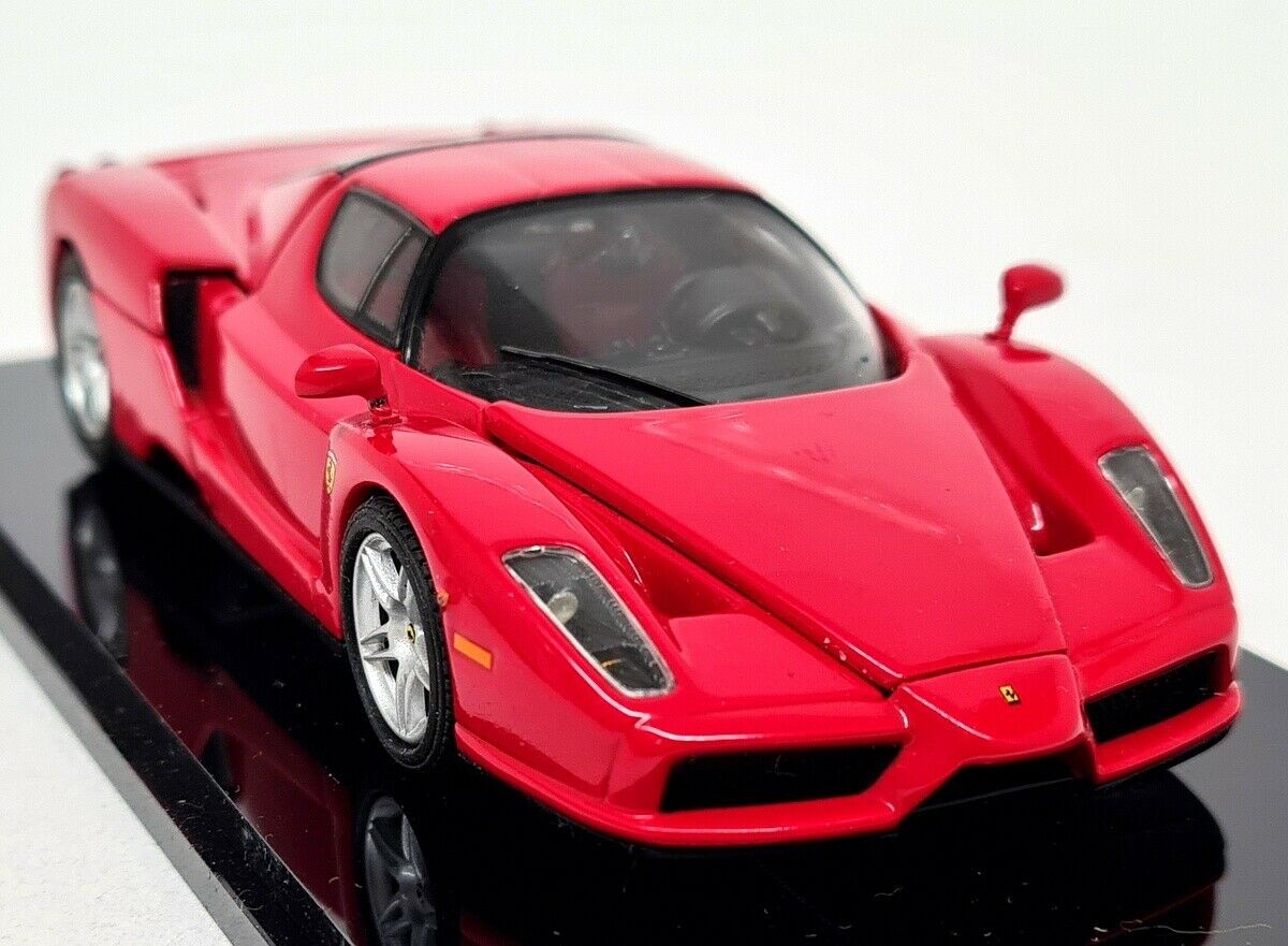 Kyosho 1/43 – Ferrari Enzo Rosso Corsa Red 2002 Opening Parts Diecast Model Car