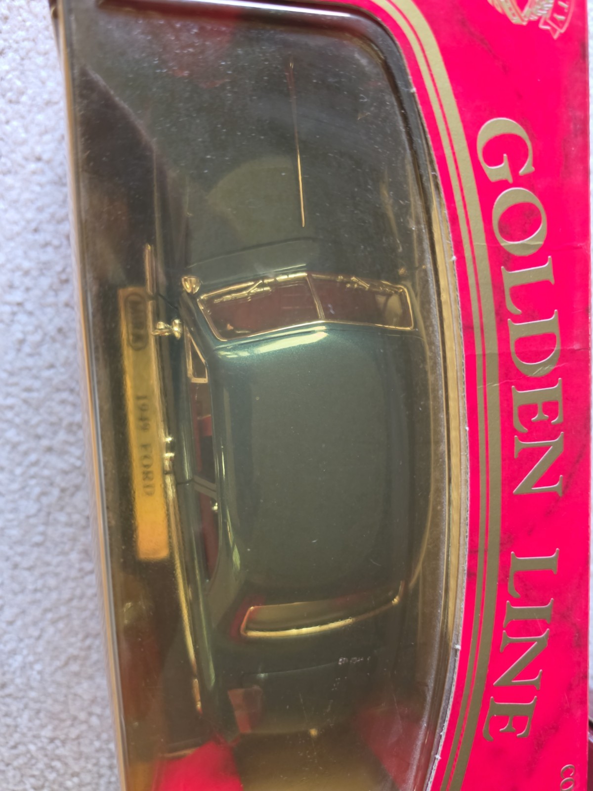 Mira Golden Line 1/18 Scale Diecast 1949 Ford Coupe