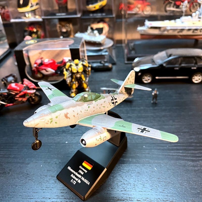 1:72 WW2 Messerschmitt Me 262 Schwalbe Fighter Model Diecast Military Collection