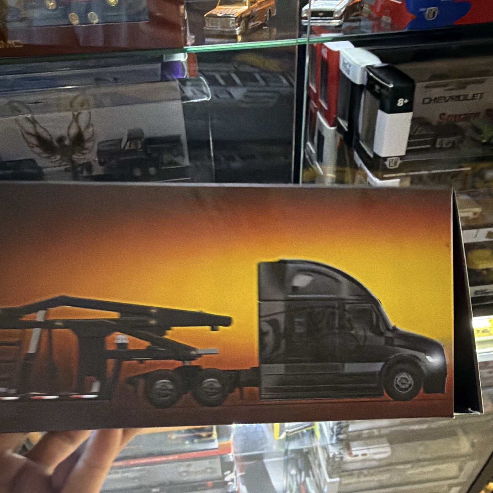 Hot Wheels Elite 64 Freightliner Cascadia Car Carrier 1:64 Diecast Black