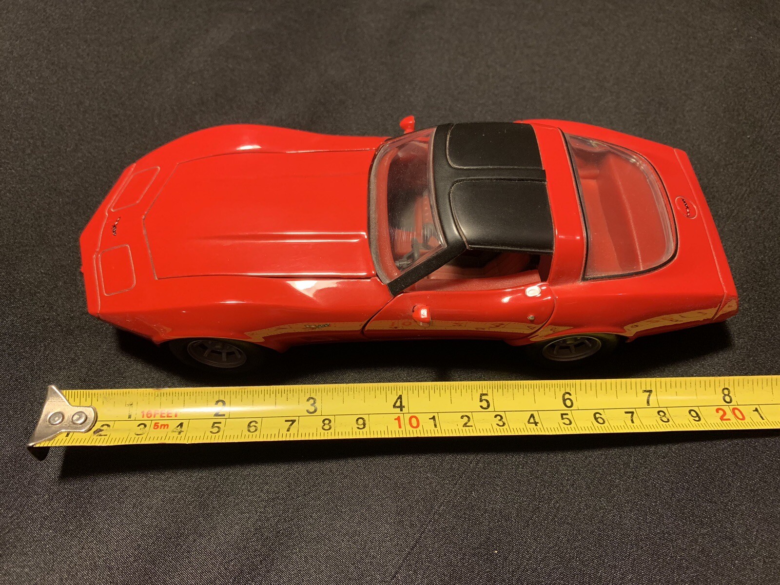 1979 CHEVROLET CORVETTE RED 1/24 DIECAST MODEL CAR BY MOTORMAX 73244