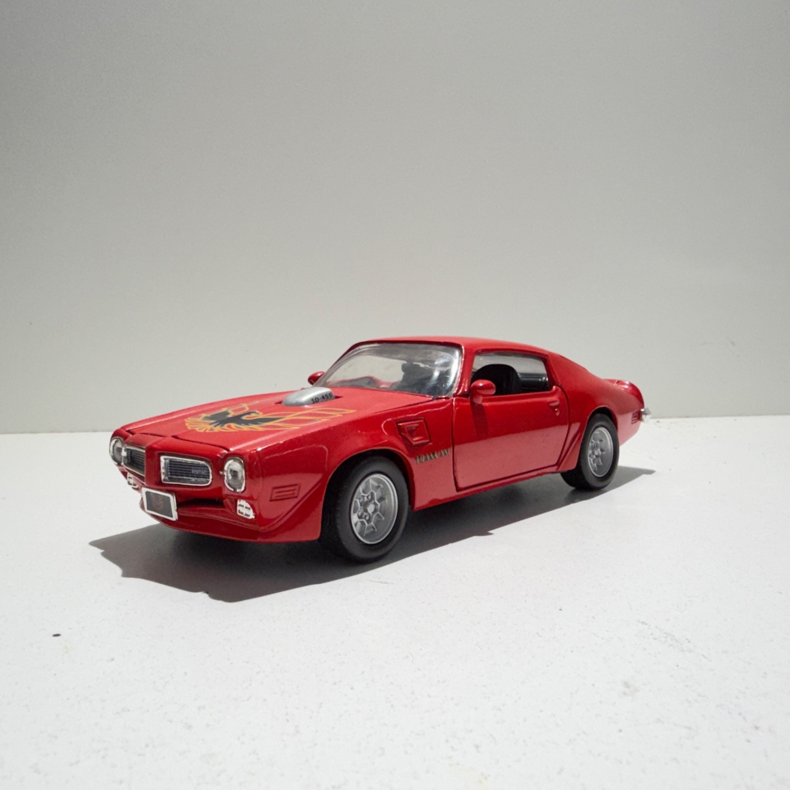 Motor Max 1:24 Diecast 1973 Pontiac Firebird Trans Am Red No Box