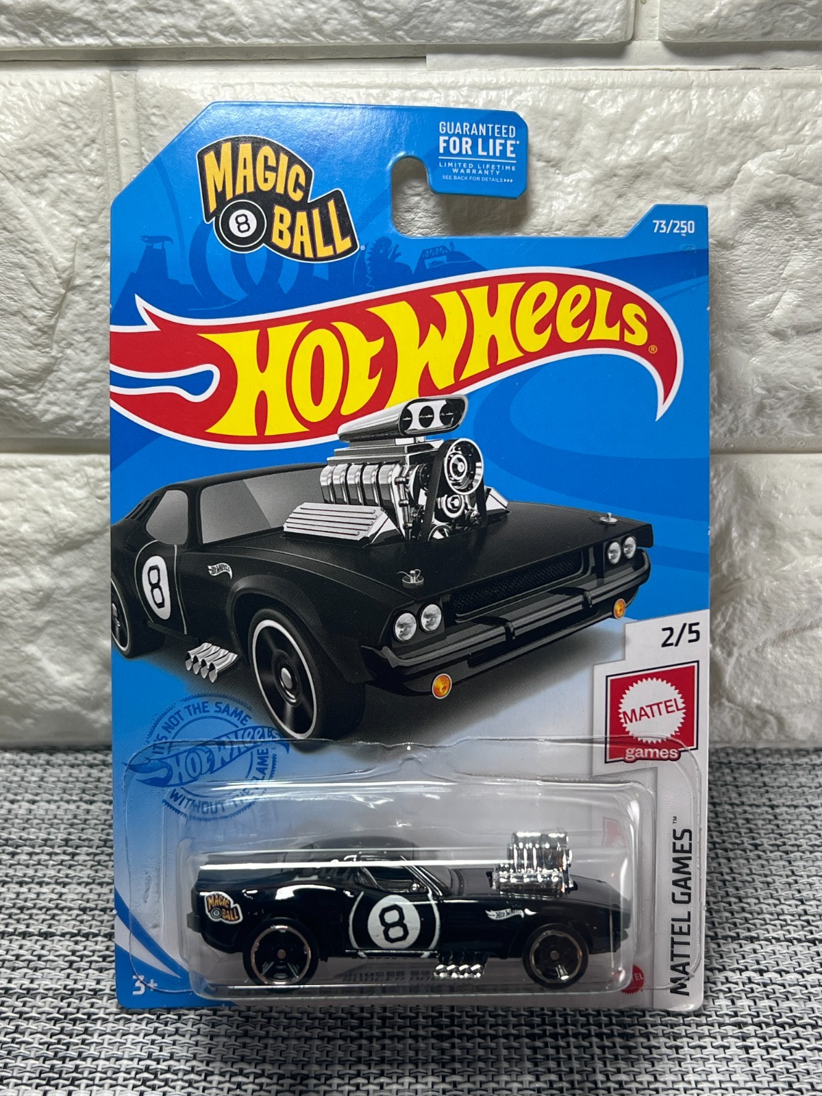 Hot Wheels Magic 8 Ball Mattel Games Rodger Dodger 73/250 As I See It Yes Black