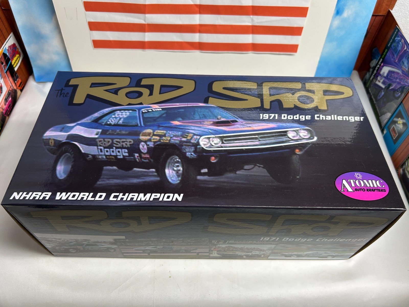 1:18 ATOMIC AUTO KRAFTERS ROD SHOPS 1971 DODGE CHALLENGER 1 OF 300