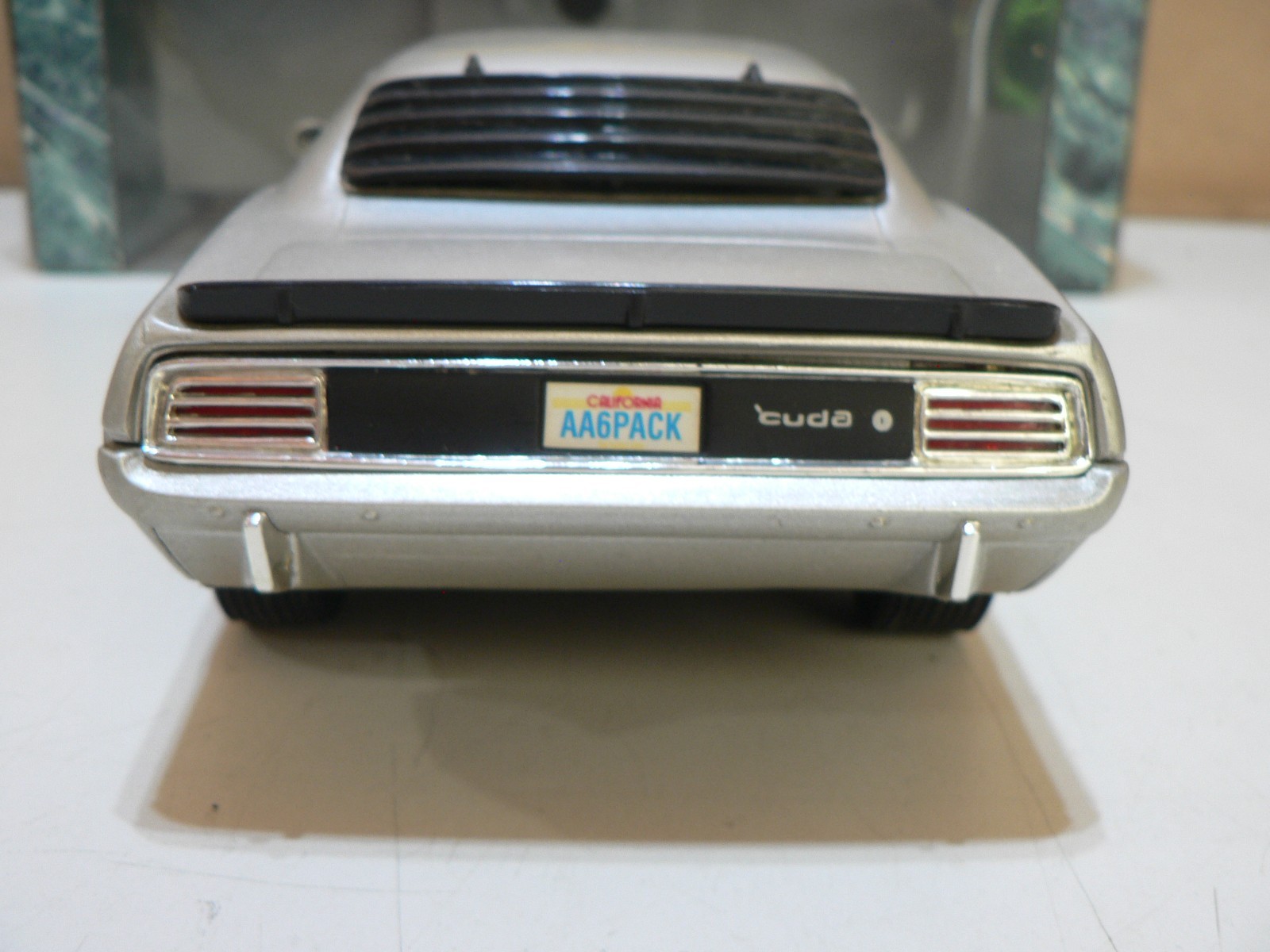 Vintage Ertl American Muscle 1970 Plymouth AAR Cuda Die Cast 1:18 Scale