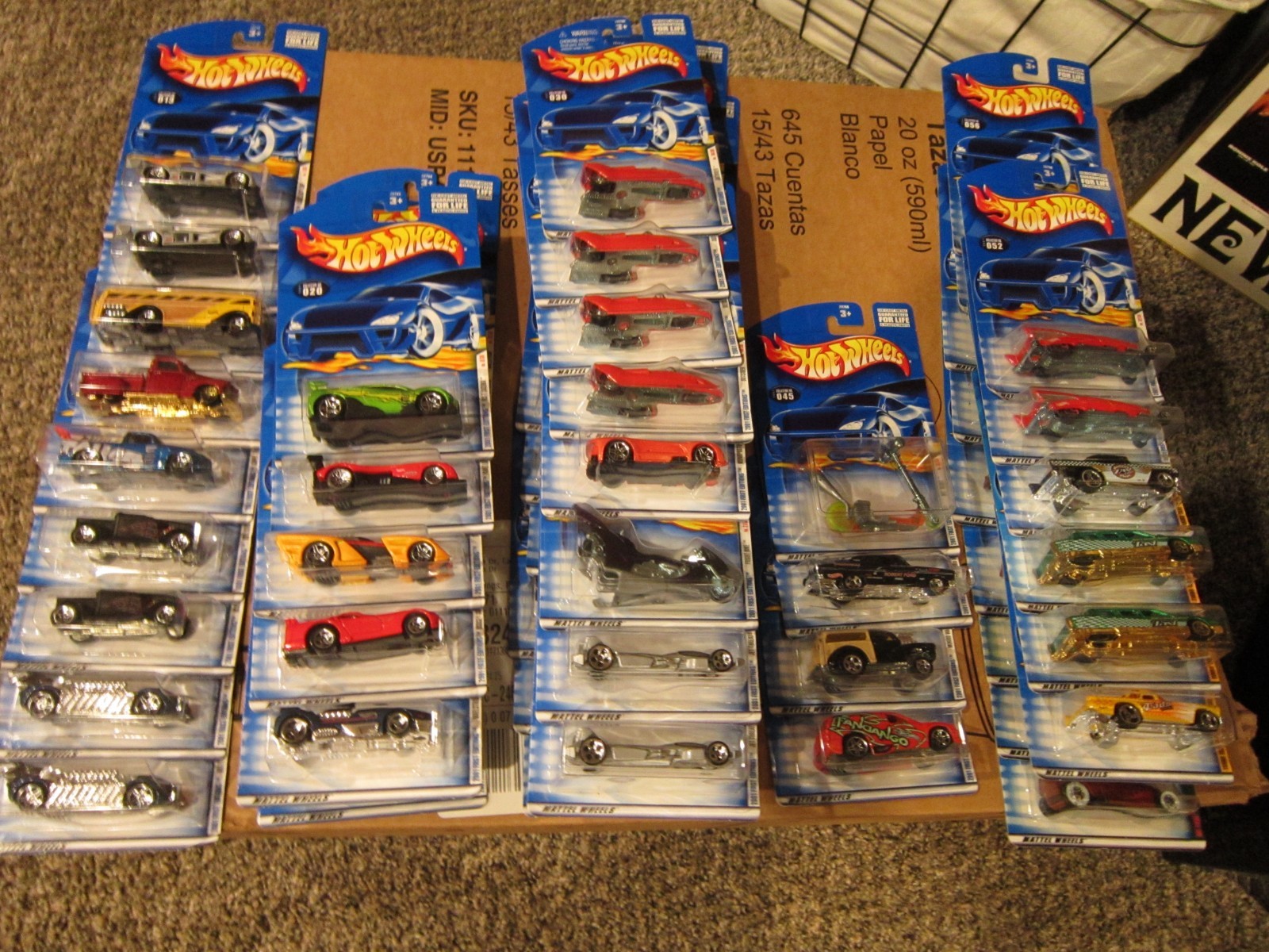 2001 HOT WHEELS Diecast~ Pick & Choose ~ $1.00 & Up ~ Low Combined Shipping!