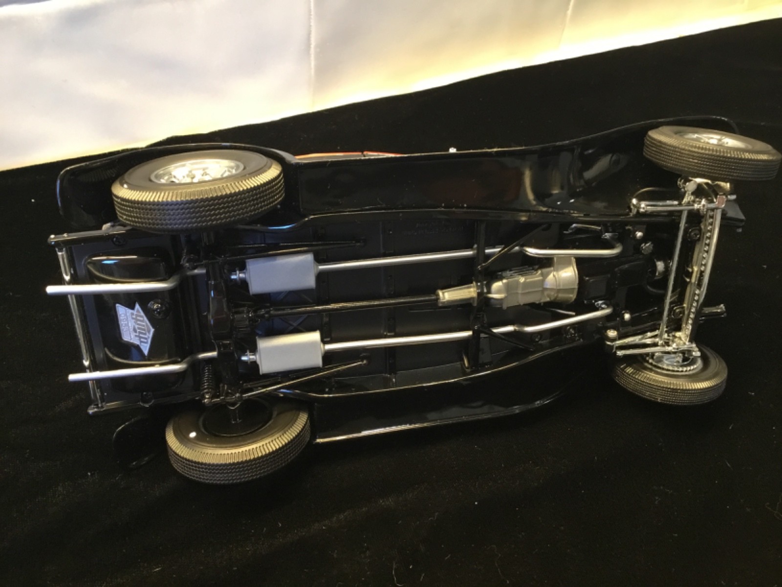 GMP 1:18 Diecast 1932 Ford Vintage Deuce #6 Fendered Highboy