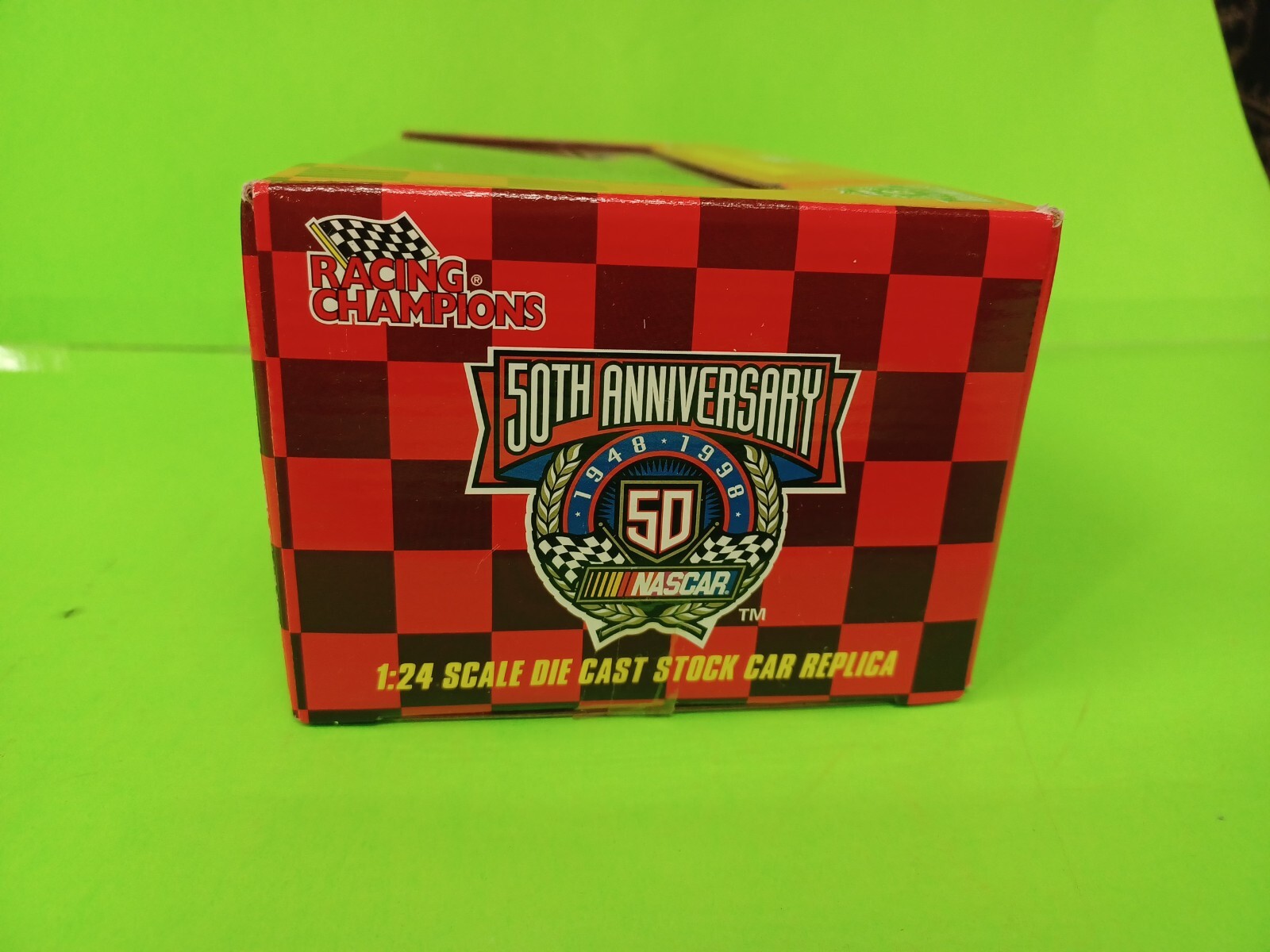 Diecast NASCAR Racing Champions 1:24 50th anniversary Darrell Waltrip 1998