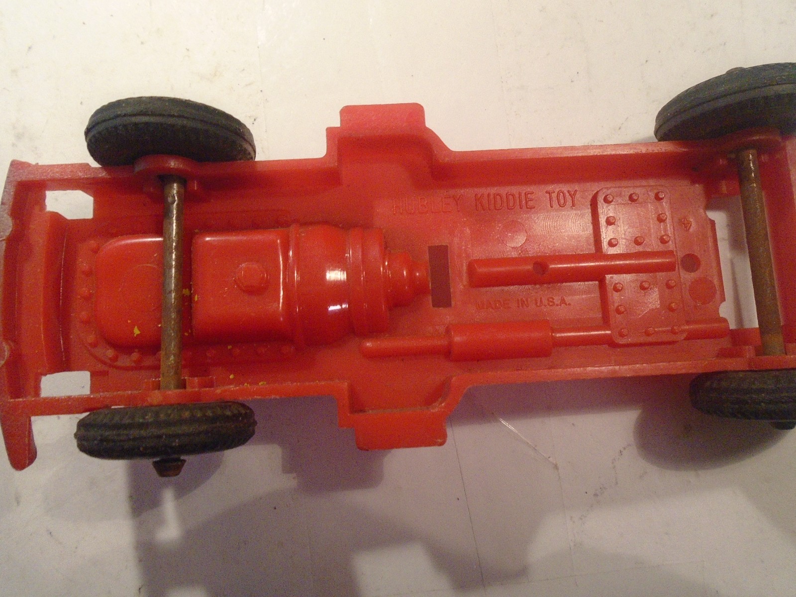 HULBY KIDDIE TOY TRUCK PLASTIC BASE CHASSIE, MOTOR AND WHEEL SET 1-185-1