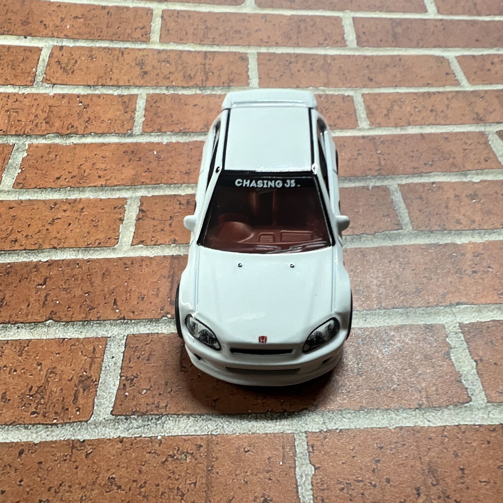 Hot Wheels 1999 Honda Civic Type R (EK9) 1:64 Diecast White Chasing J’s