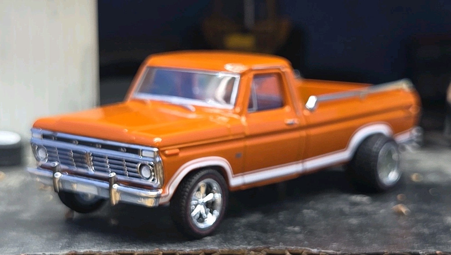 Custom Made 1973 Ford F-100 RANGER XLT 4×4 Greenlight Pickup Truck Ertl Farm 150