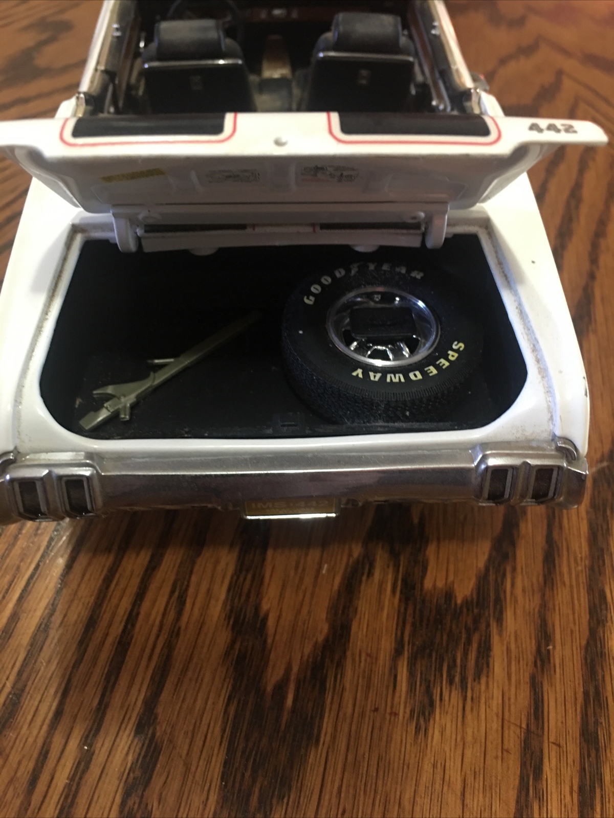 lane automotive exact detail 1970 olds pace car (read Full Description)