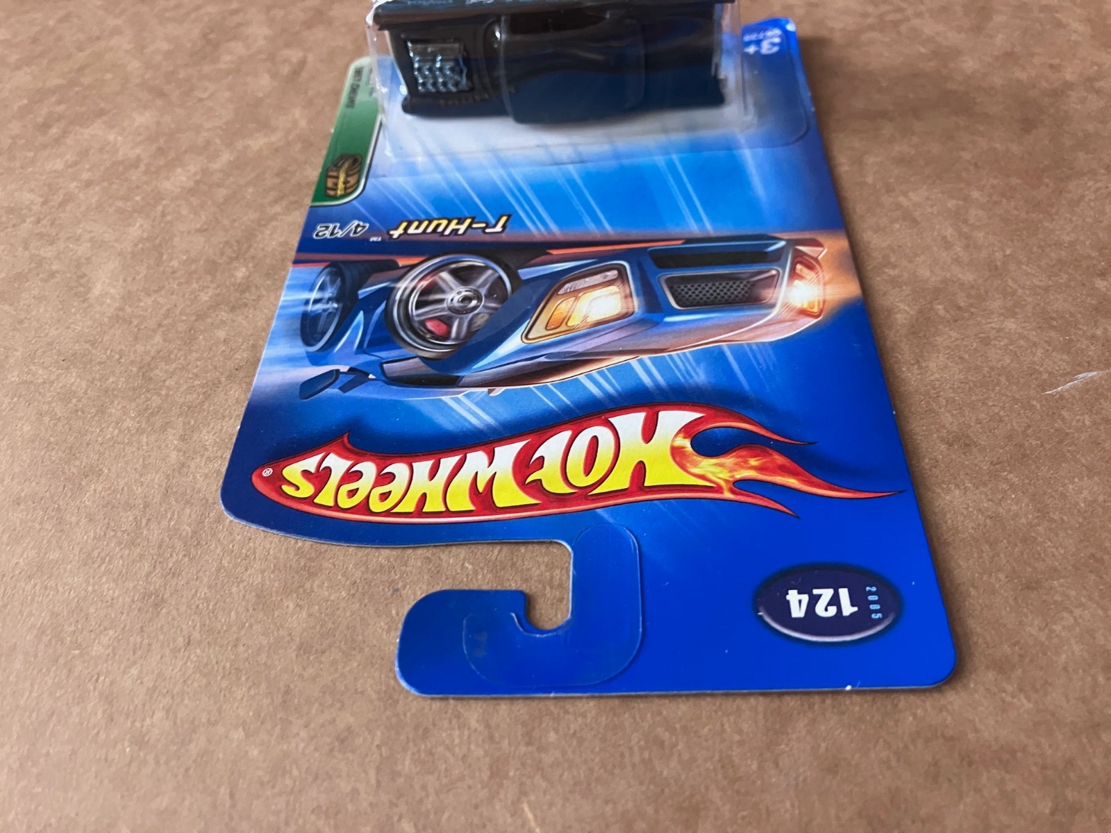 Hot Wheels T-Hunt Treasure Hunt 2005 1957 Chevy 4/12 Black & Blue #124