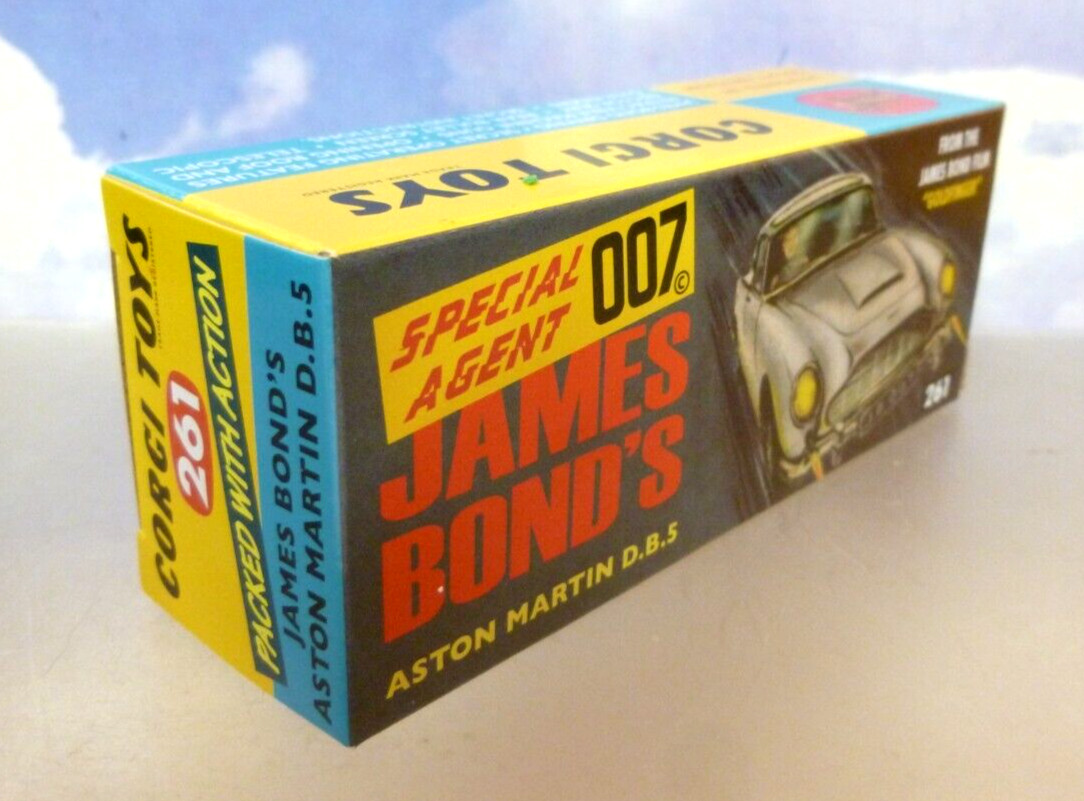 CORGI TOYS 1/46 JAMES BOND 007 GOLDFINGER 1963 ASTON MARTIN DB5 SILVER RT26101S