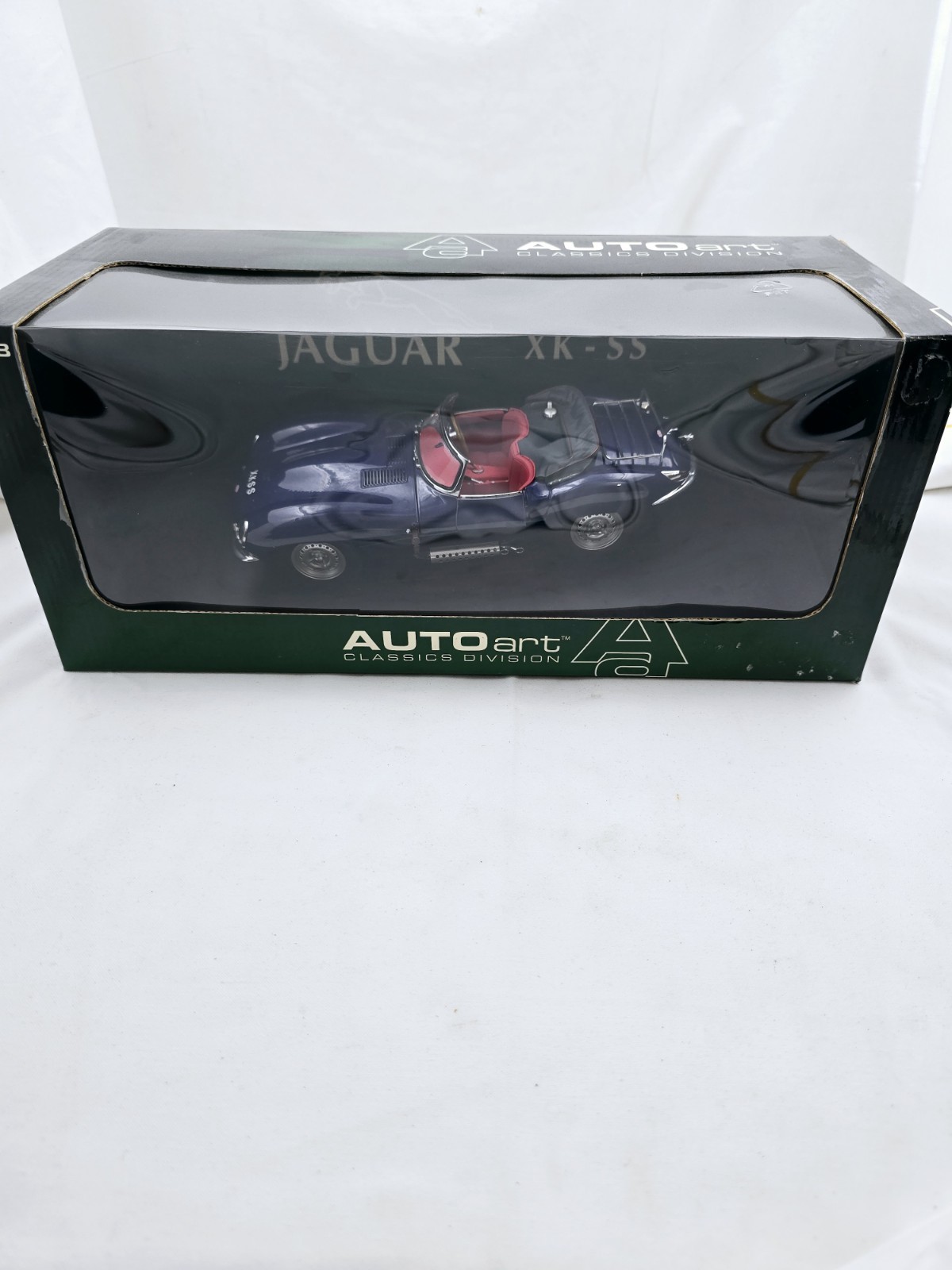 Auto art Jaguar XK SS 1956 Blue