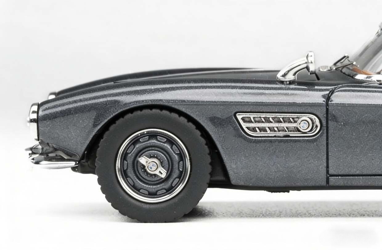GFCC 1:64 Gray 1957 507 Hard Top Classic Sports Model Diecast Metal Car