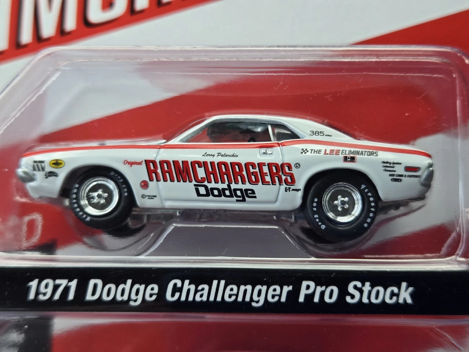 Johnny Lightning Twin Pack 1971 Challenger 1970 Plymouth Cuda-free shipping