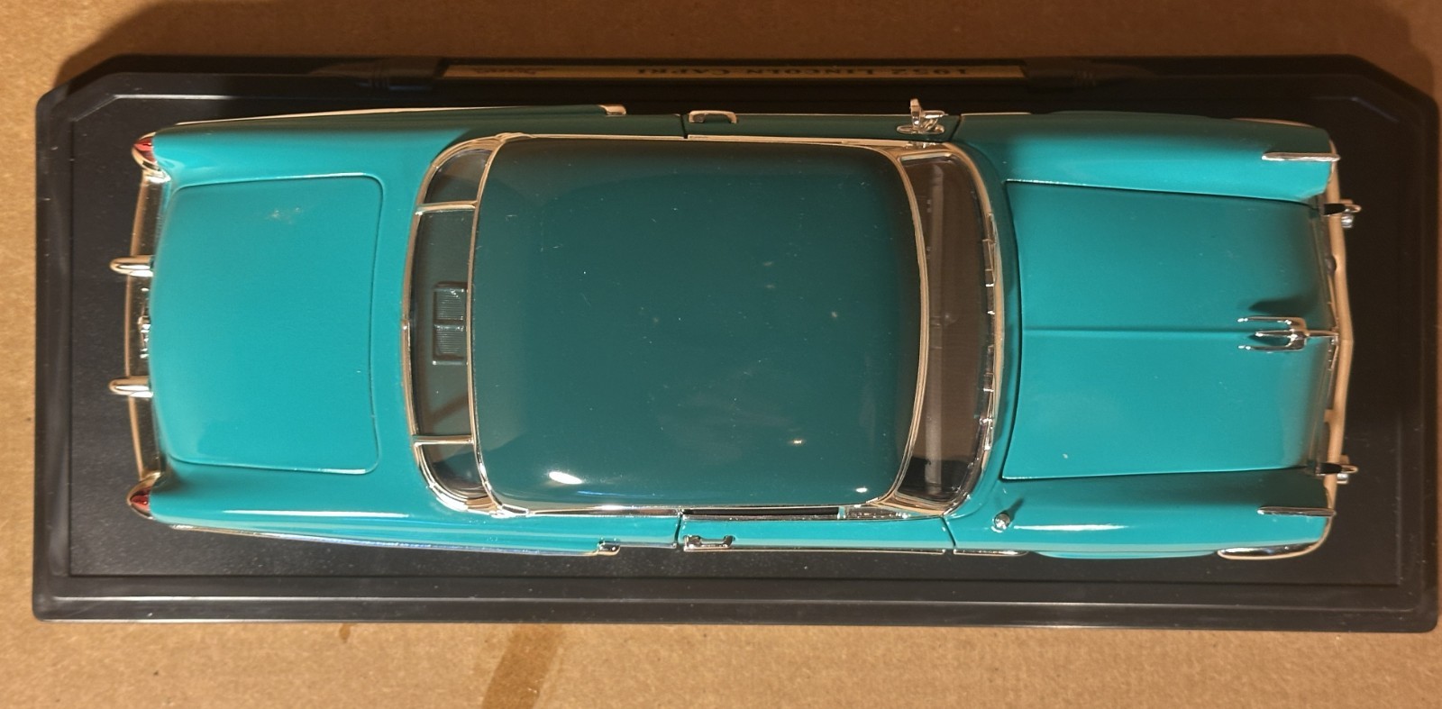 Road Legends, 1/18 Scale, 1952 Lincoln Capri Coupe, Two Tone Green, Beautiful