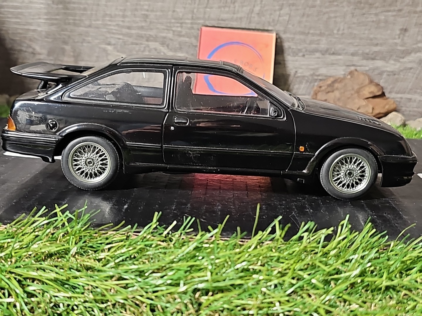 Vntg 2004 AUTOart Millennium 1986-87 Ford Sierra RS 1:18 Scale Diecast Car