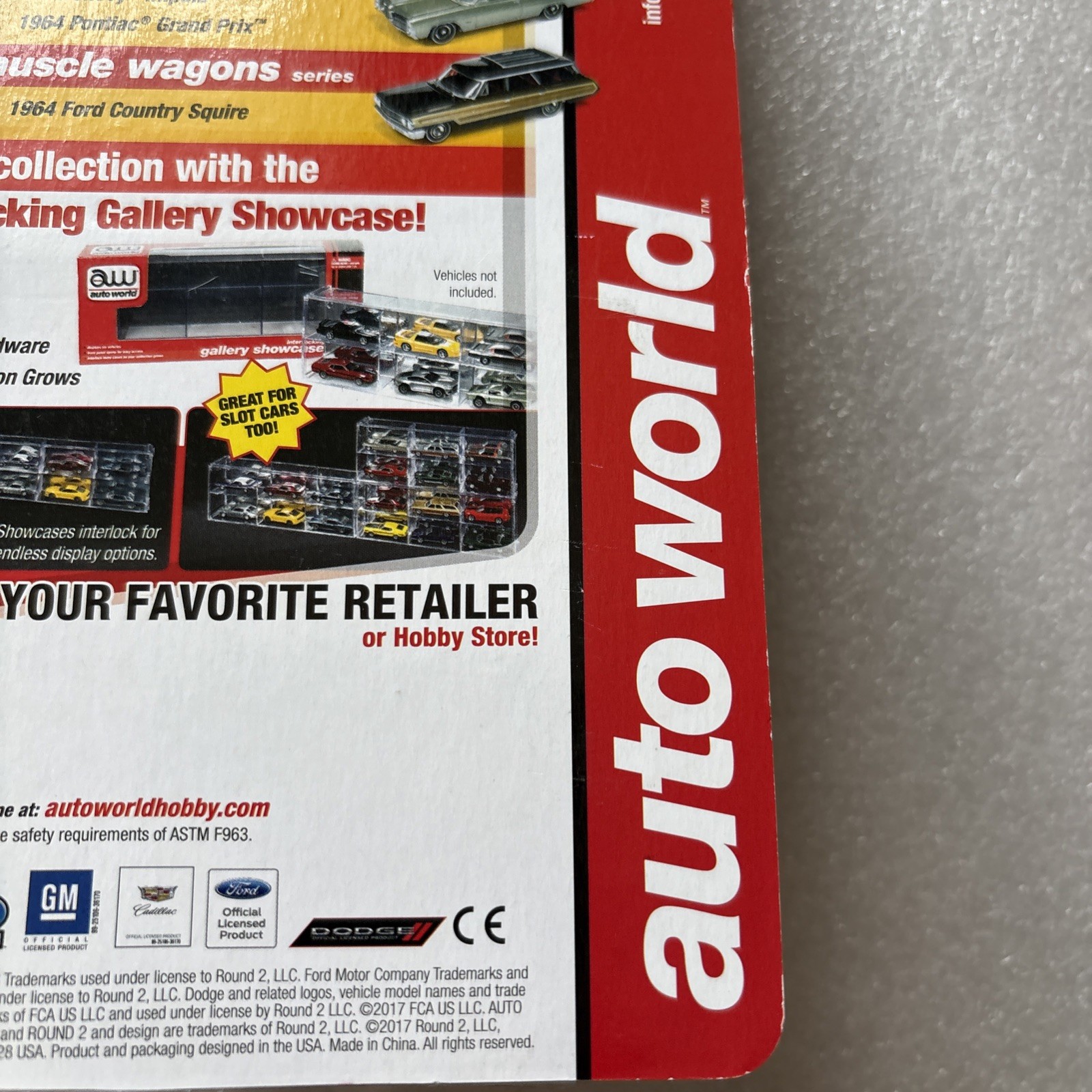 Auto World 1976 Cadillac Coupe DeVille 1 of 858 Toys R Us Exclusive See Pictures