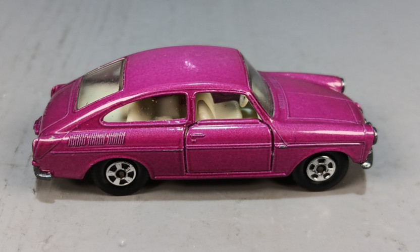 Matchbox Lesney Superfast MB67 Purple Volkswagen 1600TL w/F2 Box