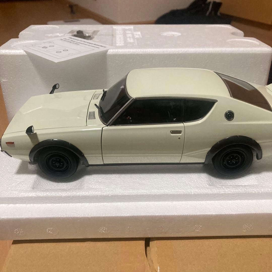 AUTOart 1/18 2000 SKYLINE GT-R Model Car Collectible 13+ Used