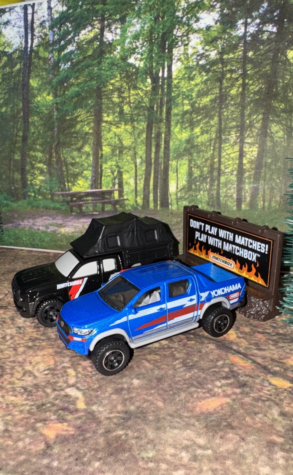 Matchbox 2016 Toyota Tacoma w/ Removable Top & Helux Yokohama Off Road II NLFFP