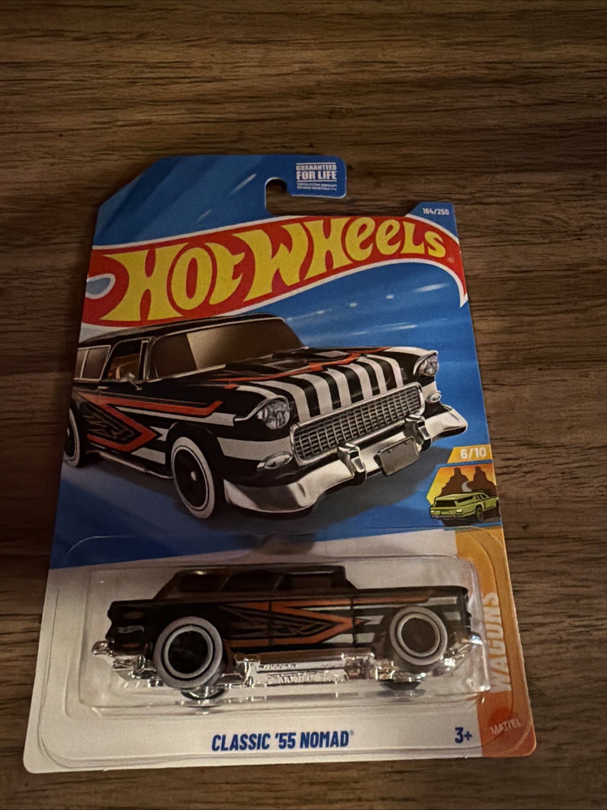 HOT WHEELS Classic ’55 Nomad Black Wagons Mainline Chevy Chevrolet JJK10 2026