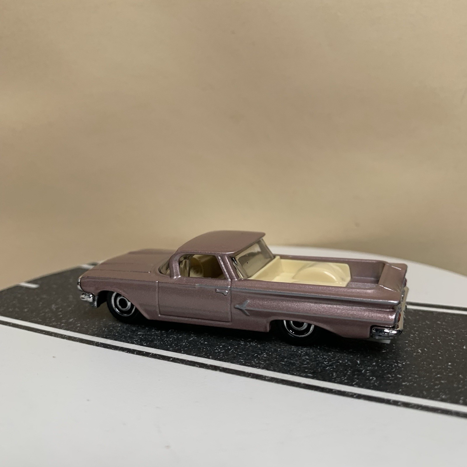 2022 Matchbox MBX Highway #33 1960 Chevy El Camino Pickup Truck Mauve Pink NM