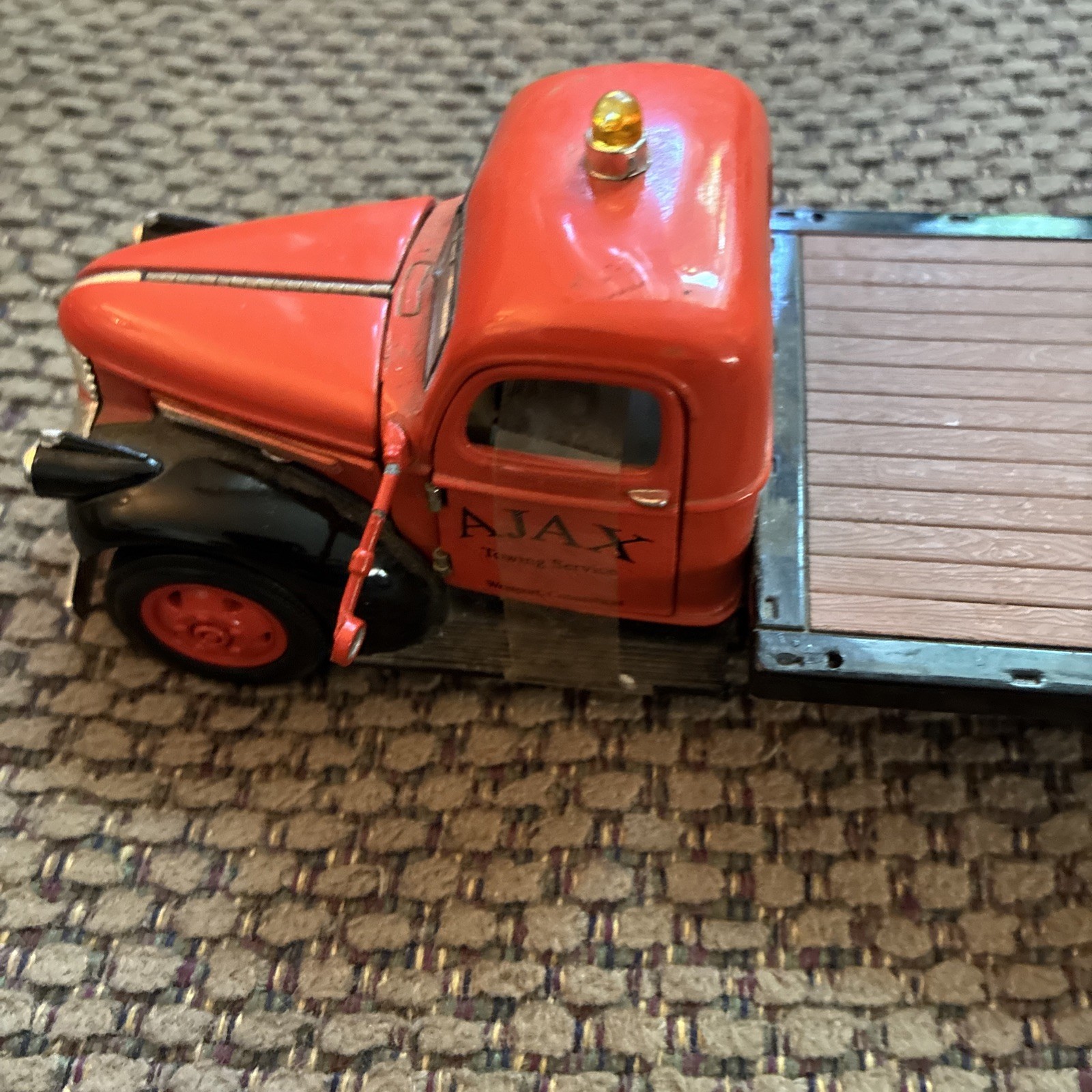 1941 CHEVROLET Flatbed Truck AJAX TOWING SERVICE Westport, CT 1:24 Scale
