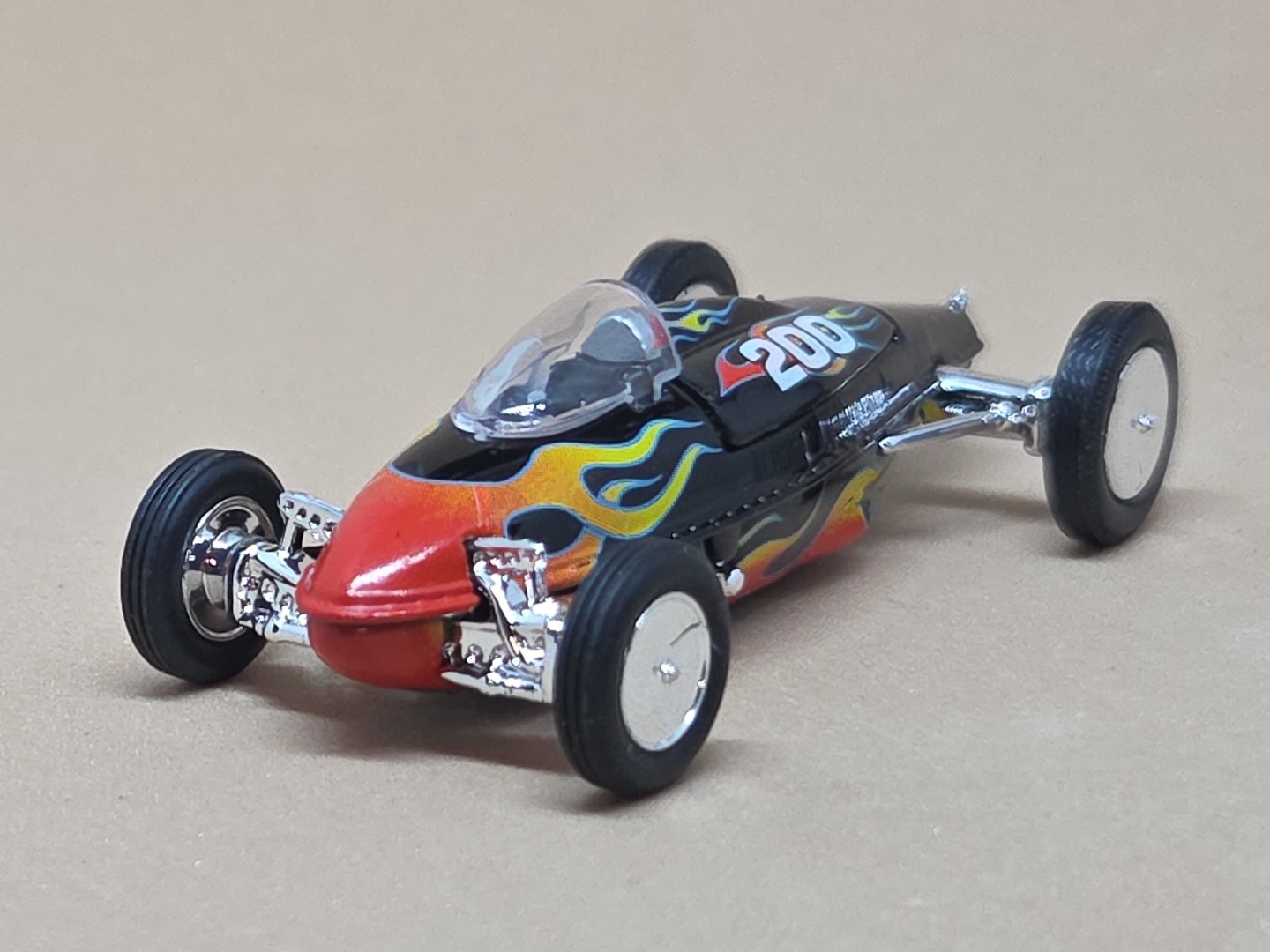 Vintage Racing Belly Tank Flathead V8 Dry Lake Lakester 1/64 Scale Flamed Racer