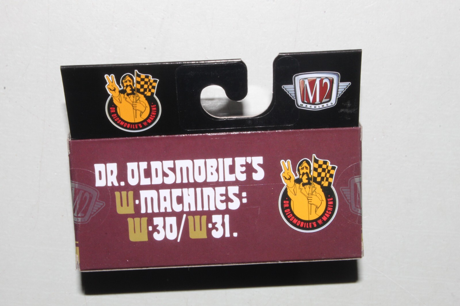 M2 Machines – Dr. Oldsmobile – 1970 Cutlass 442 W-30 – R75 – 1:64 Diecast