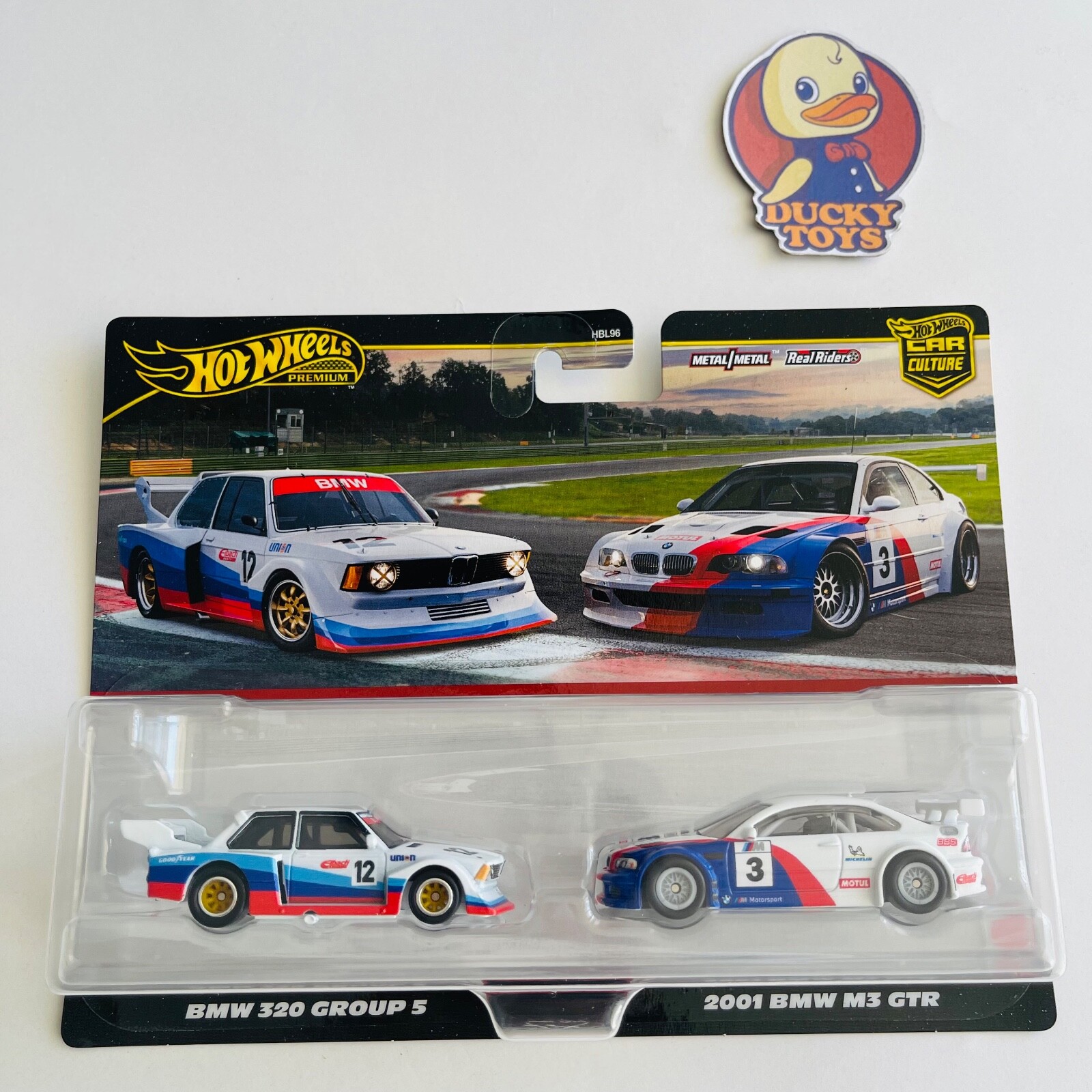Hot Wheels Premium Car Culture Twin Pack – BMW 320 Group 5 + 2001 BMW M3 GTR